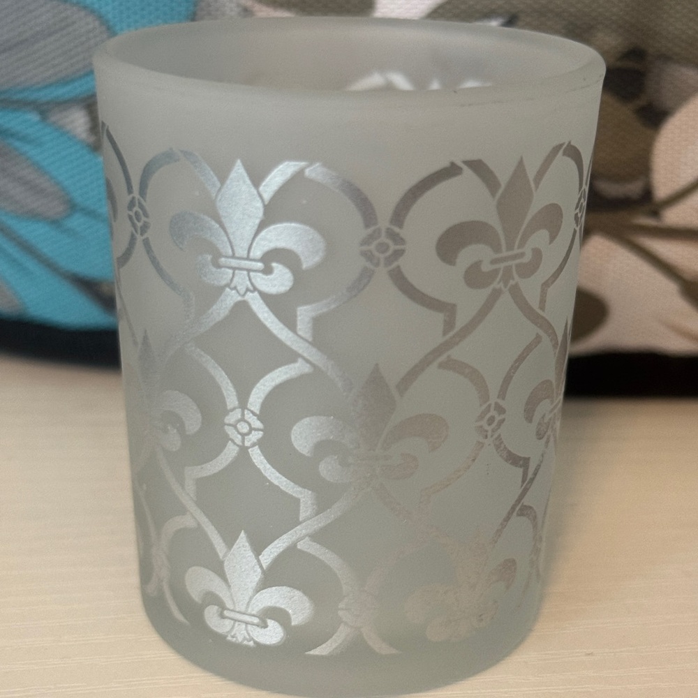 Kate Aspen Fleur-de-Lis Tea Light Holders (Set of 30)